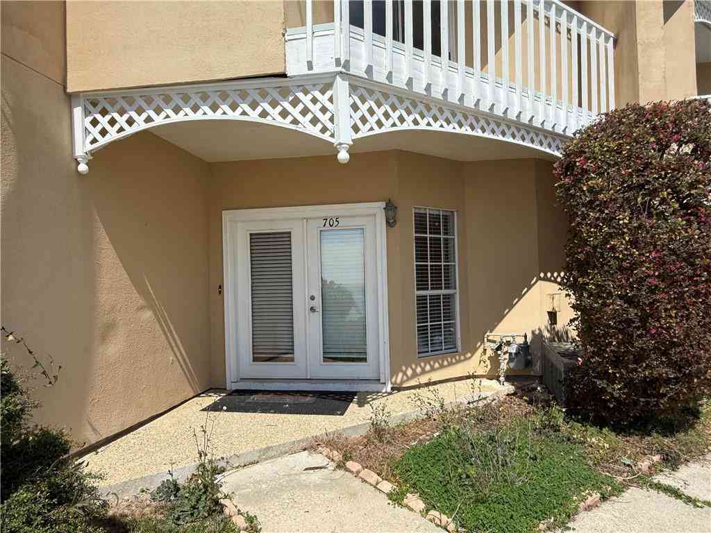 Condo For Rent - 705 Tops'l Drive<br/> Mandeville, LA 70448