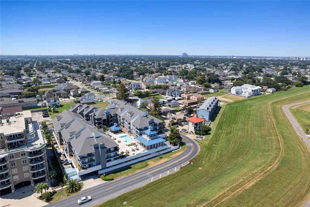 Condo For Rent - 420 Metairie Hammond Highway #105<br/> Metairie, LA 70005