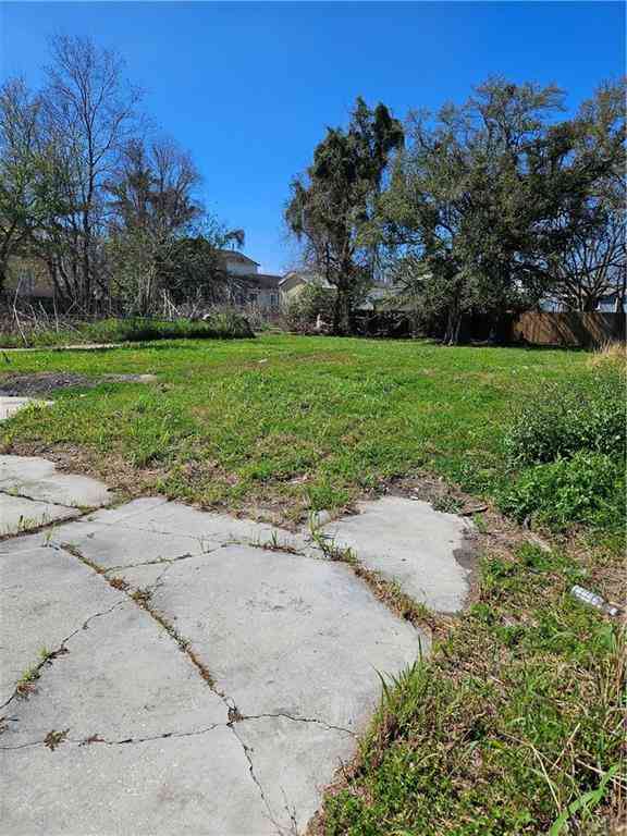 Vacant Land For Sale - 1538 Piety Street<br/> New Orleans, LA 70117