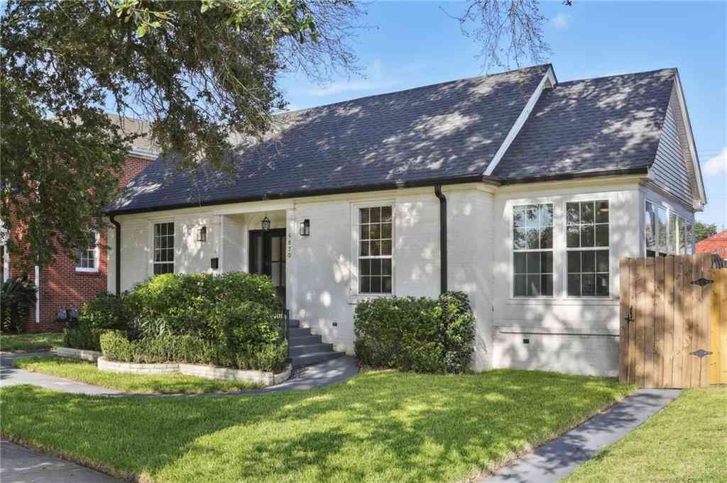 Homes For Sale - 5870 Canal Boulevard<br/> New Orleans, LA 70124