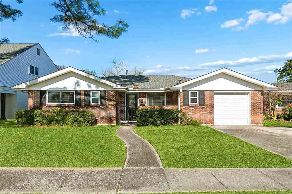 Homes For Sale - 216 Nelson Drive<br/> River Ridge, LA 70123