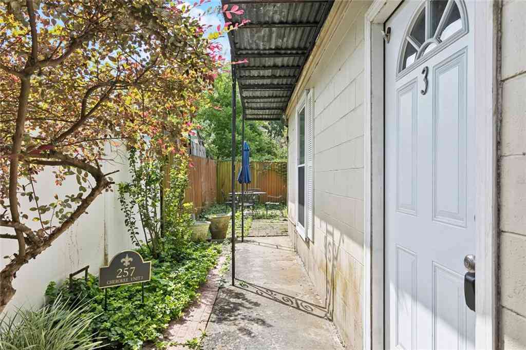 Condo For Sale - 257 Cherokee Street #3<br/> New Orleans, LA 70118