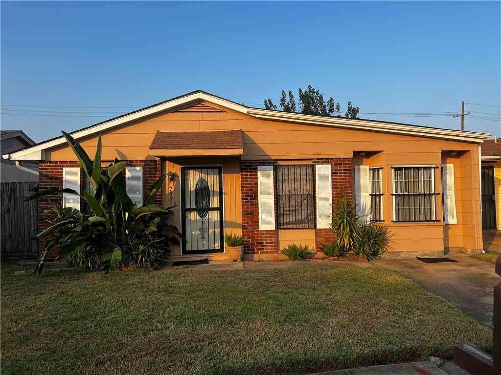 Homes For Sale - 7595 Forest Glen Road<br/> New Orleans, LA 70127