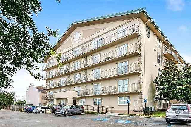 Condo For Sale - 3456 Cleary Avenue #101<br/> Metairie, LA 70002