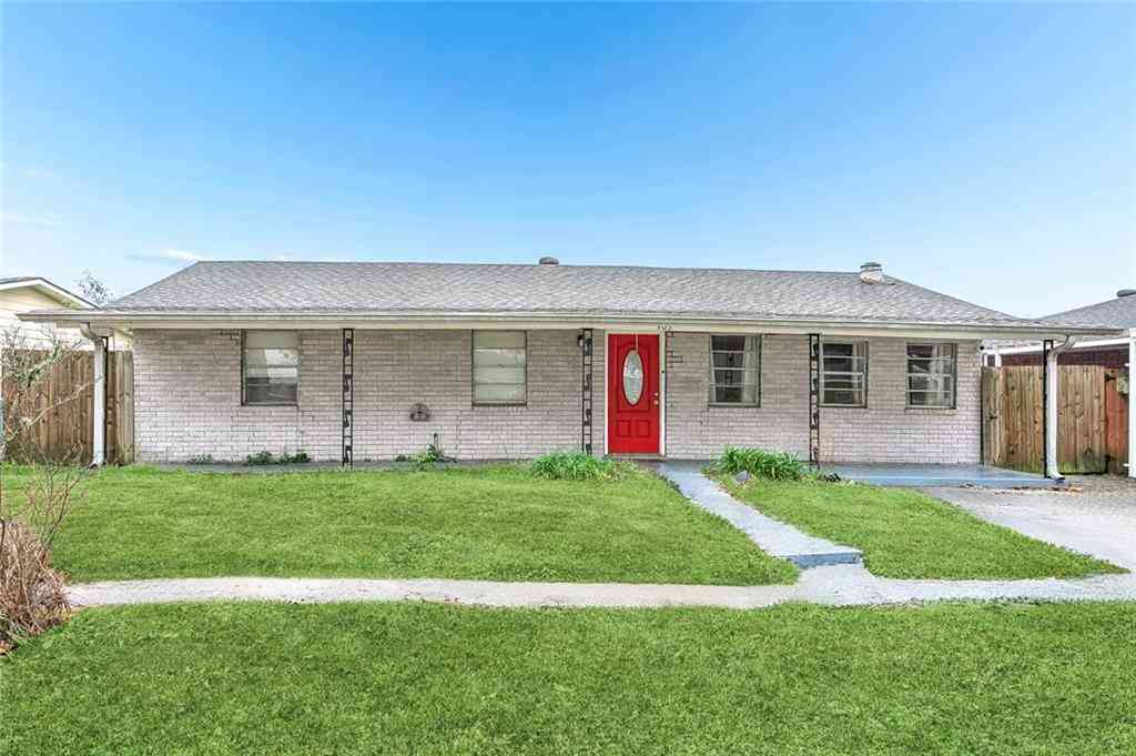 Homes For Sale - 905 N Claiborne Parkway<br/> Westwego, LA 70094