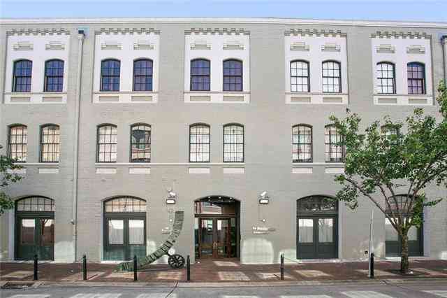 Condo For Sale - 700 Commerce Street #216<br/> New Orleans, LA 70130