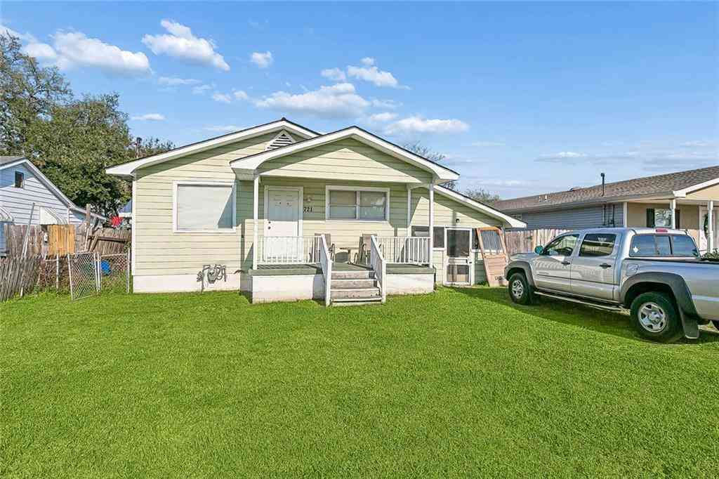 Homes For Sale - 721 Linden Street<br/> Jefferson County, Metairie, LA 70003