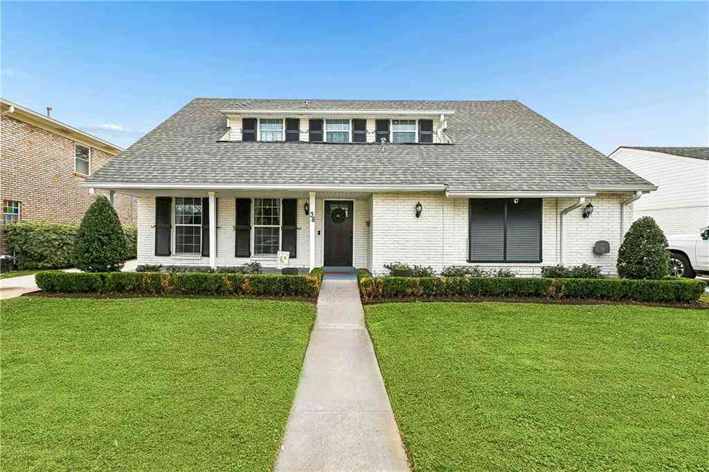 Homes For Sale - 38 Antigua Drive<br/> Kenner, LA 70065