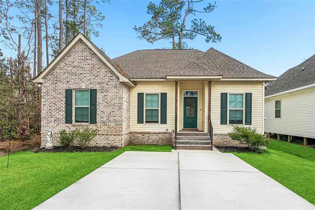 Homes For Sale - 57418 Maple Avenue<br/> Slidell, LA 70461