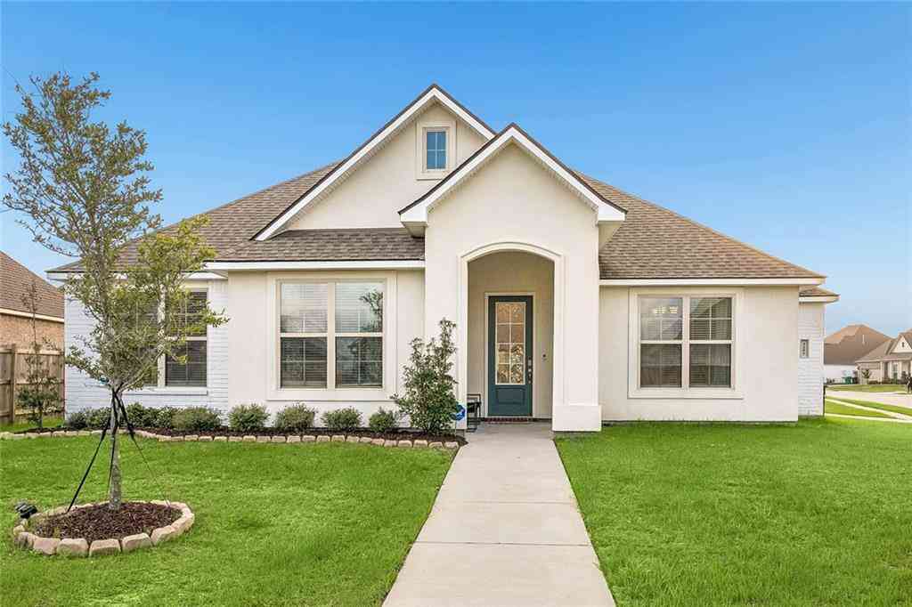 Homes For Sale - 3281 Rousset Ridge Drive<br/> Slidell, LA 70461