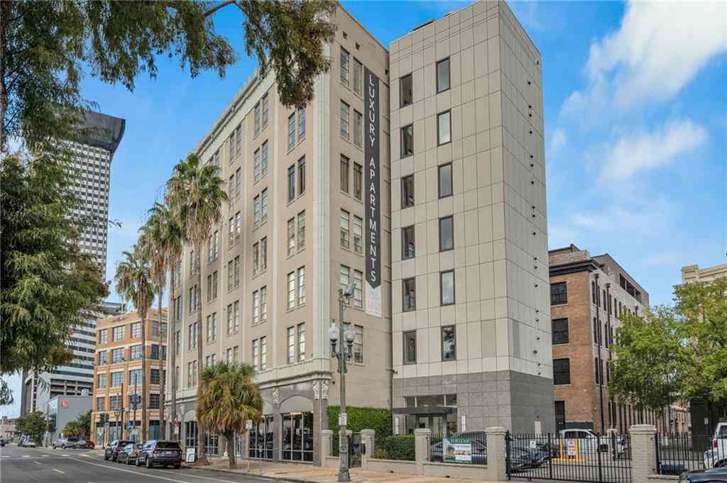 Condo For Rent - 833 Howard Avenue #402<br/> New Orleans, LA 70113