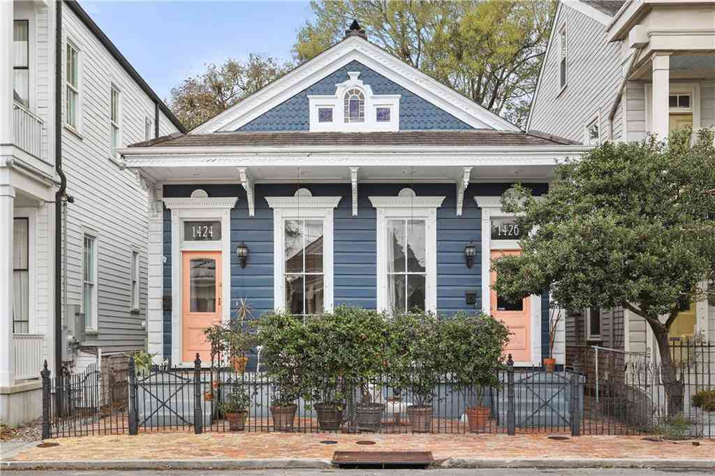 Multifamily For Sale - 1424 Melpomene Street<br/> New Orleans, LA 70130
