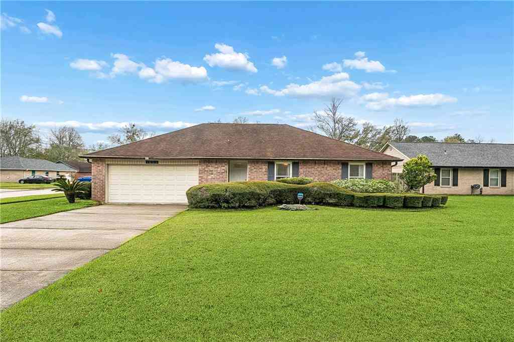 Homes For Sale - 1601 Saint Christopher Street<br/> Slidell, LA 70460
