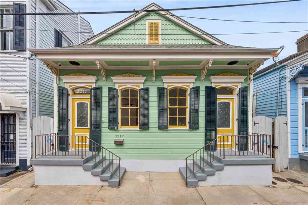 Homes For Sale - 3217 Dauphine Street<br/> New Orleans, LA 70117
