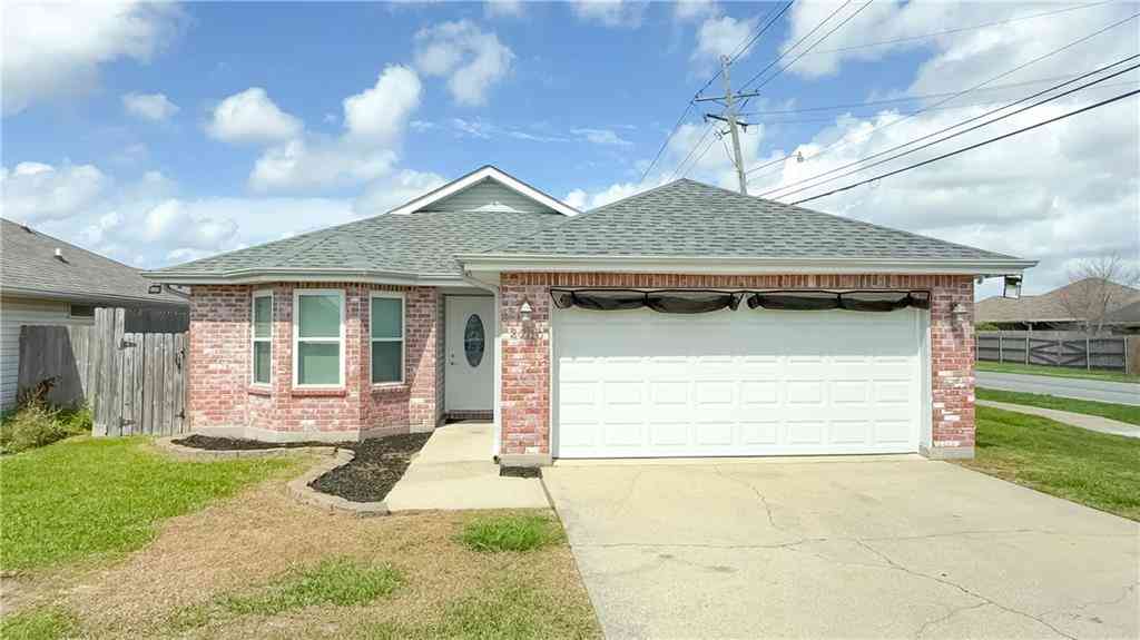 Homes For Sale - 2700 Bayou Carencro Drive<br/> Marrero, LA 70072