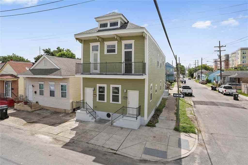 Multifamily For Rent - 3727 D'hemecourt Street #3727<br/> New Orleans, LA 70119