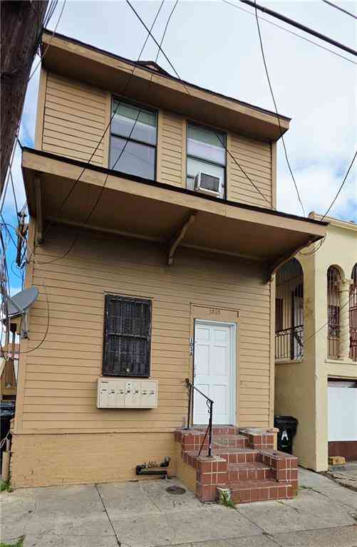 Apartment For Rent - 1815 N Claiborne Avenue #103 A<br/> New Orleans, LA 70116
