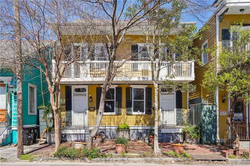 Homes For Sale - 2477 Royal Street<br/> New Orleans, LA 70117