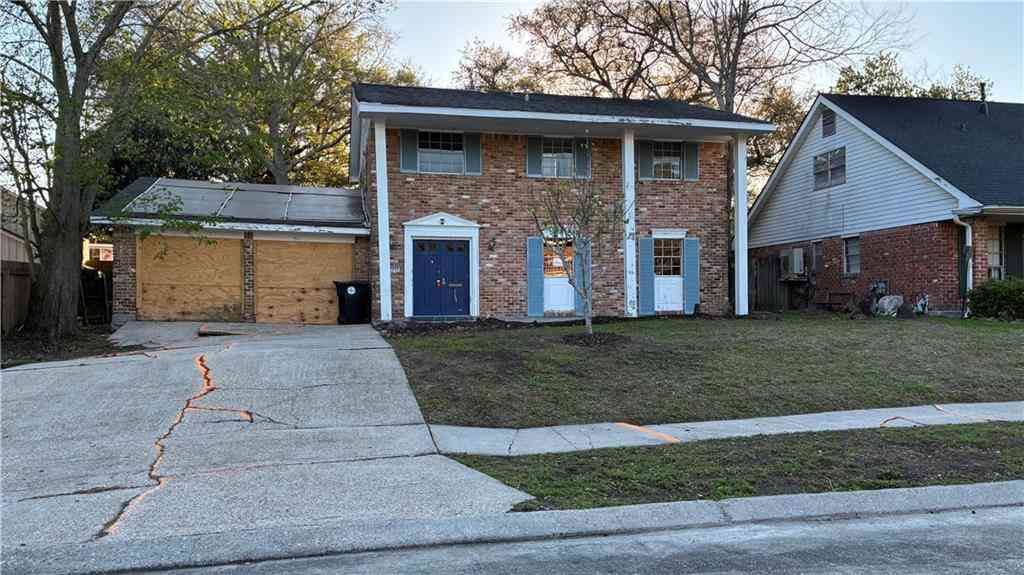 Homes For Sale - 3943 S Pin Oak Avenue<br/> New Orleans, LA 70131