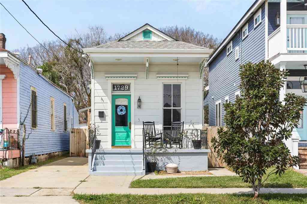 Homes For Sale - 1729 N Dupre Street<br/> New Orleans, LA 70119