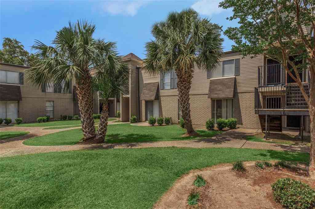 Condo For Rent - 7019 Crowder Boulevard #142<br/> New Orleans, LA 70127