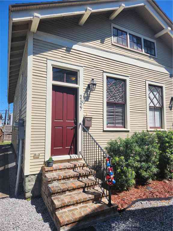 Multifamily For Rent - 2127 Franklin Ct Street<br/> New Orleans, LA 70115