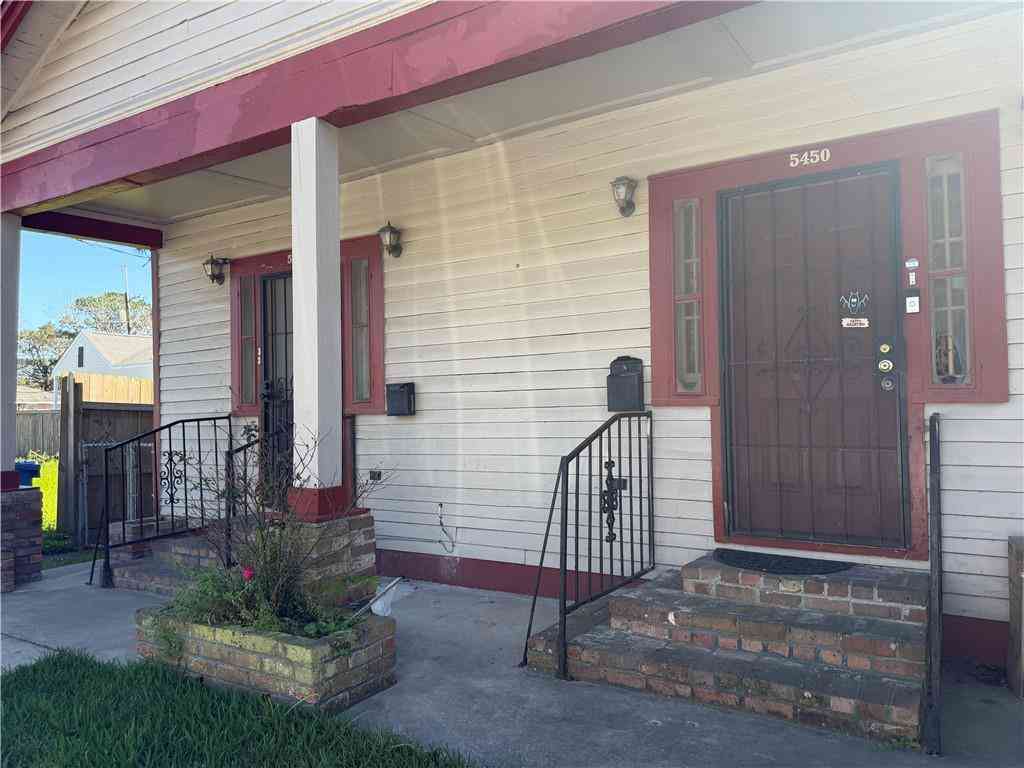 Multifamily For Rent - 5450-52 Burgundy Street<br/> New Orleans, LA 70117