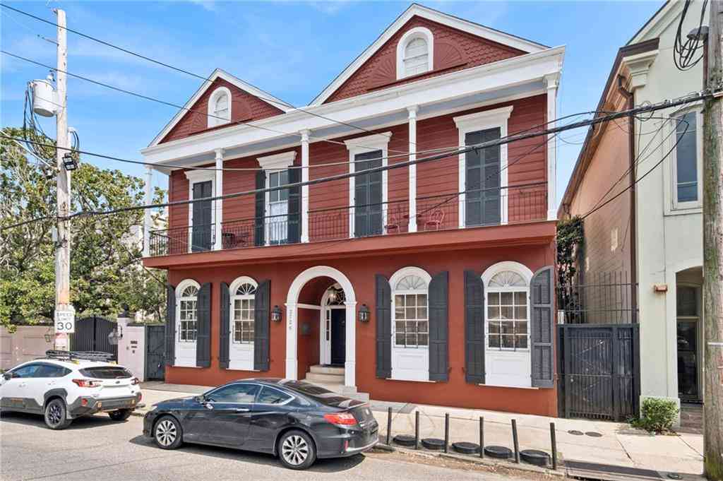 Condo For Sale - 2726 Prytania Street #8<br/> New Orleans, LA 70130