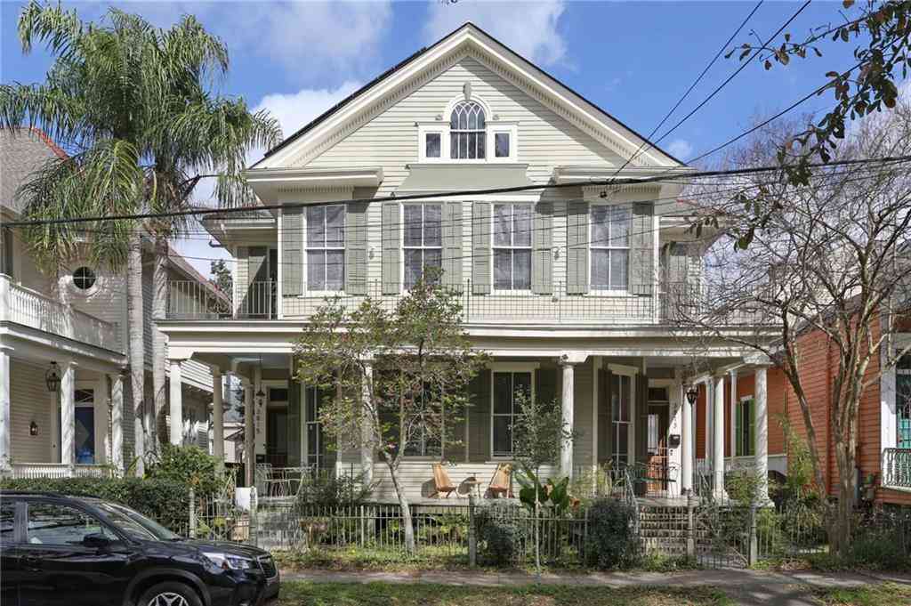 Homes For Sale - 3813 Carondelet Street<br/> New Orleans, LA 70115