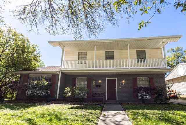 Homes For Sale - 2529 Hudson Place<br/> New Orleans, LA 70131