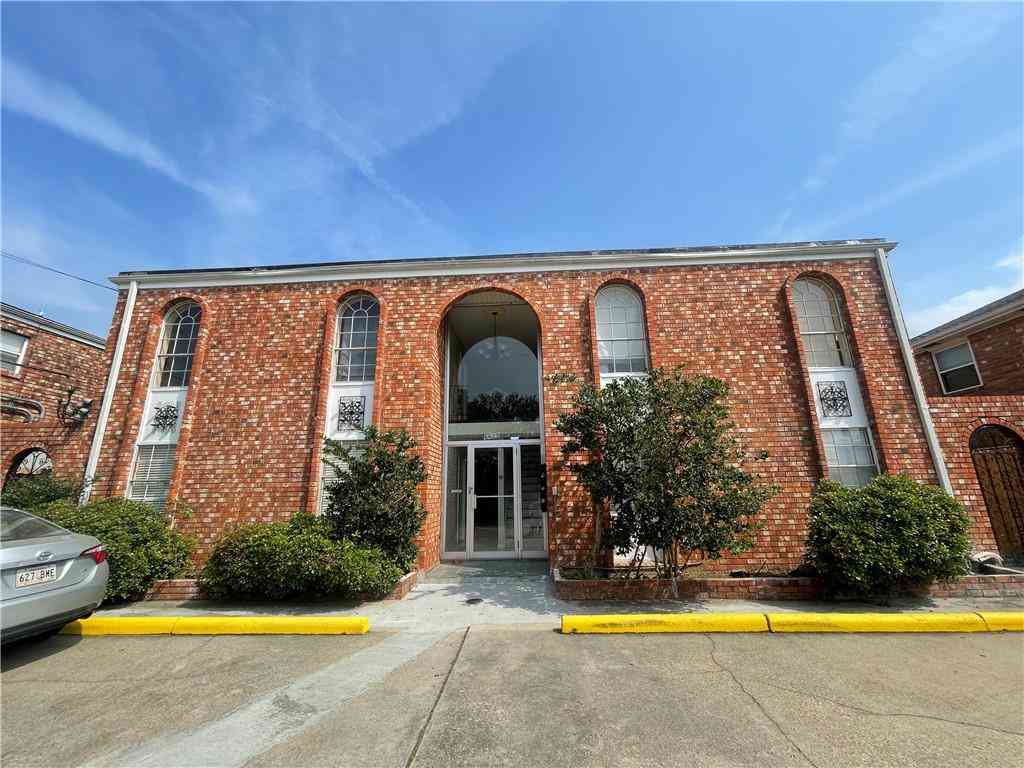 Apartment For Rent - 6629 Fleur De Lis Drive #6<br/> New Orleans, LA 70124