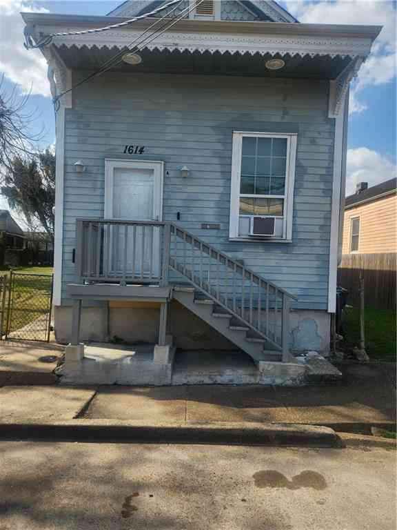 Homes For Rent - 1614 Louisa Street<br/> New Orleans, LA 70117