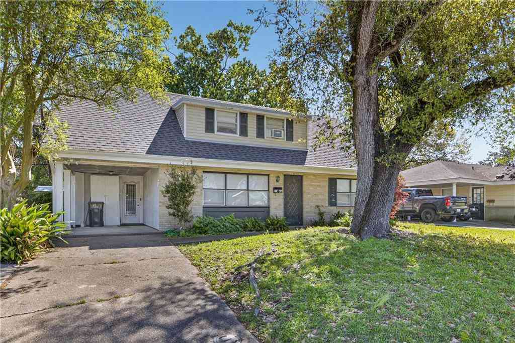 Homes For Sale - 2744 Somerset Drive<br/> New Orleans, LA 70131