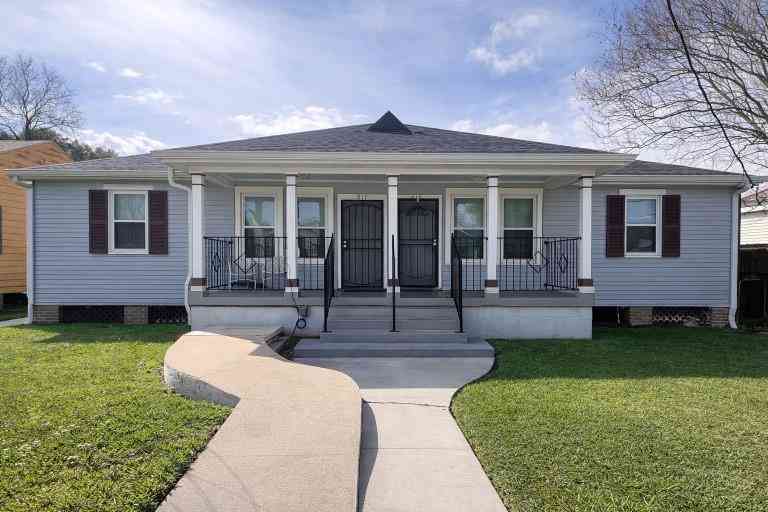 Multifamily For Sale - 815 17 Sumner Street<br/> New Orleans, LA 70114