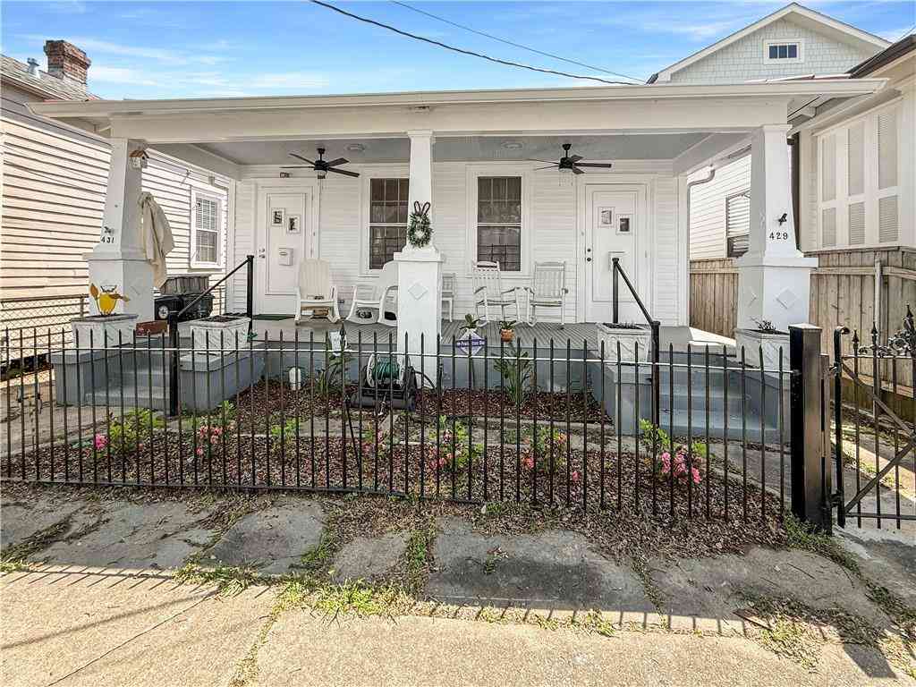 Multifamily For Rent - 429 Calhoun Street<br/> New Orleans, LA 70118