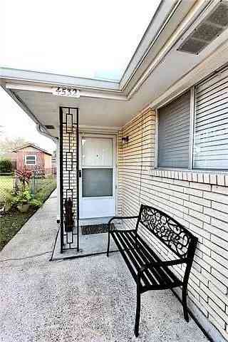 Multifamily For Rent - 4532 King Street<br/> Metairie, LA 70001