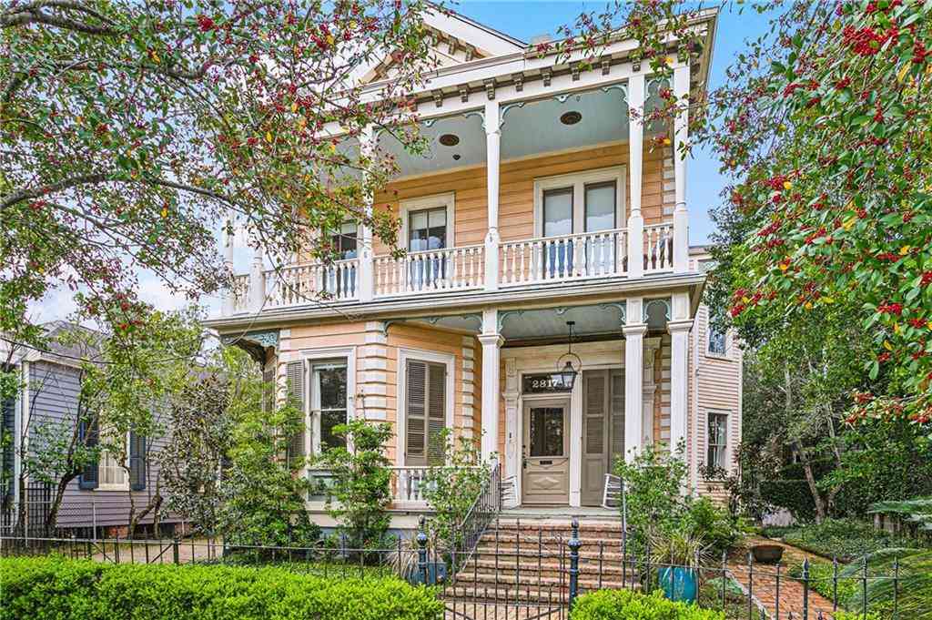 Homes For Sale - 2817 Chestnut Street<br/> New Orleans, LA 70115