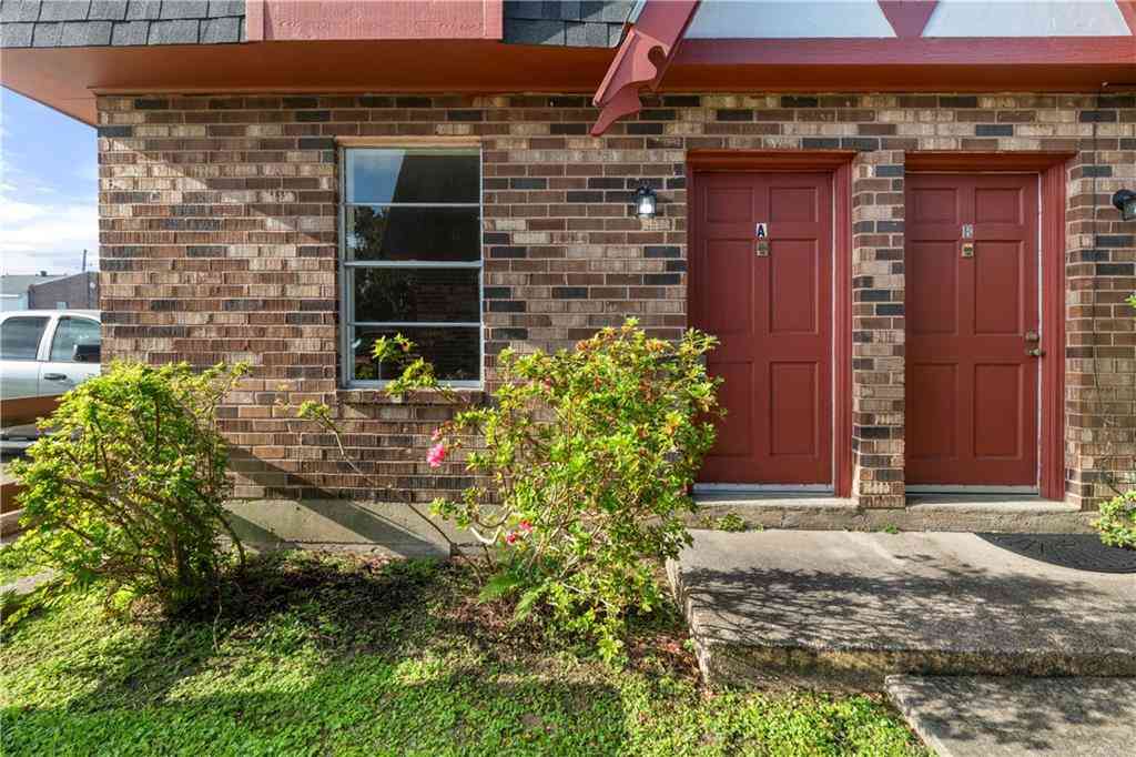 Condo For Rent - 4213 Arbor Court #A<br/> Kenner, LA 70065