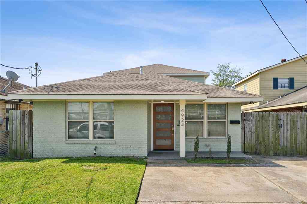Homes For Sale - 4924 St Claude Avenue<br/> New Orleans, LA 70117