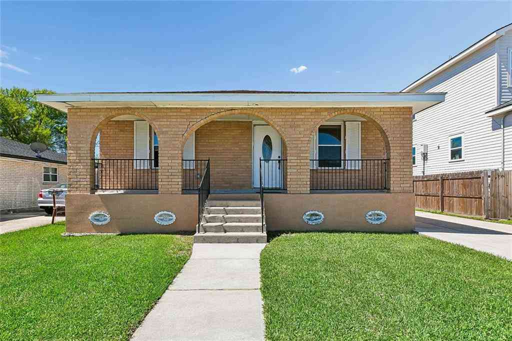 Homes For Sale - 3133 Washington Street<br/> Kenner, LA 70065