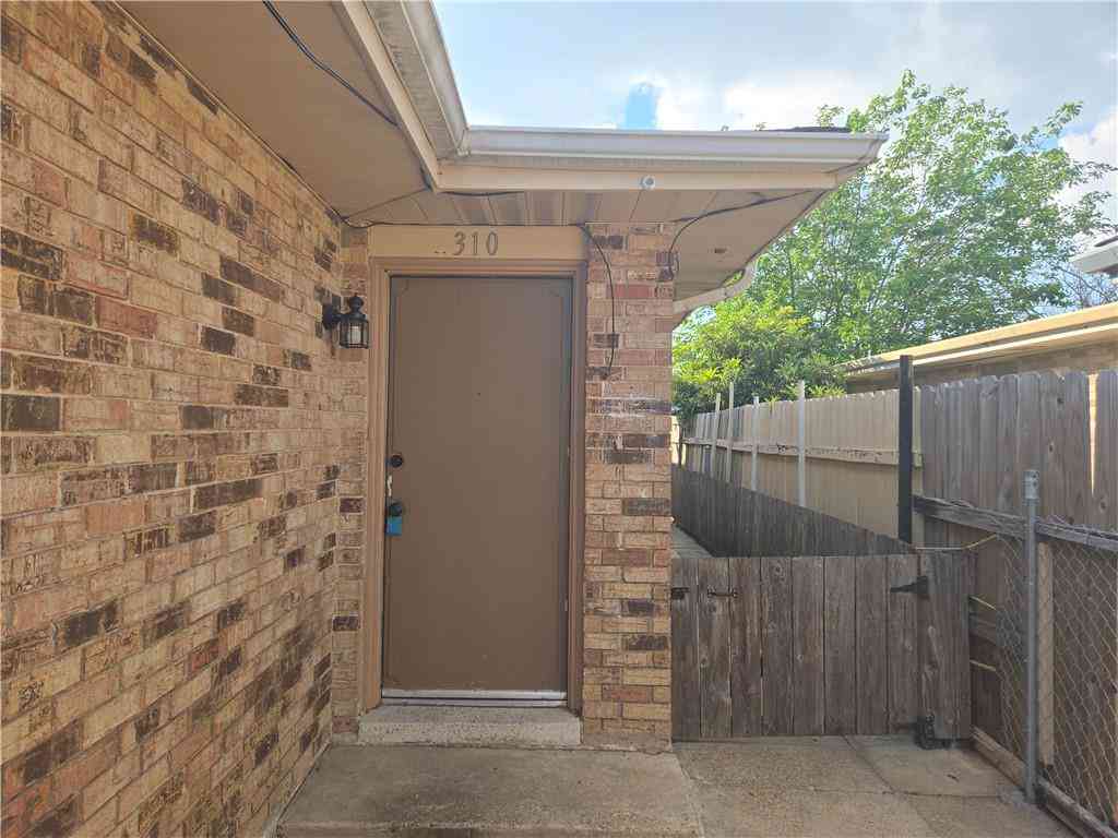 Multifamily For Rent - 310 N Wilson Street<br/> Metairie, LA 70003