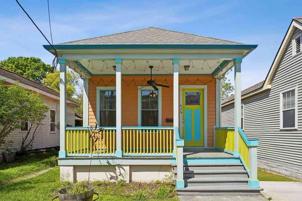 Homes For Sale - 626 St Maurice Avenue<br/> New Orleans, LA 70117