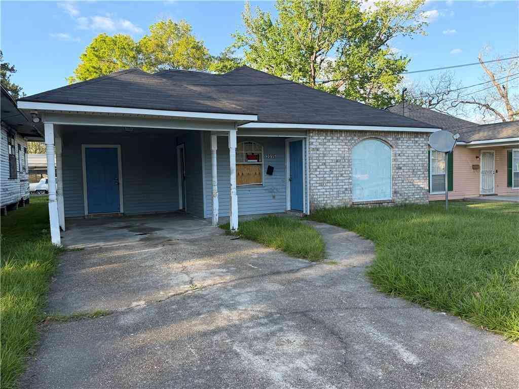 Homes For Sale - 2015 Fairchild Street<br/> Baton Rouge, LA 70807