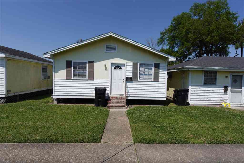 Homes For Rent - 118 Yorke Street #B<br/> Belle Chasse, LA 70037
