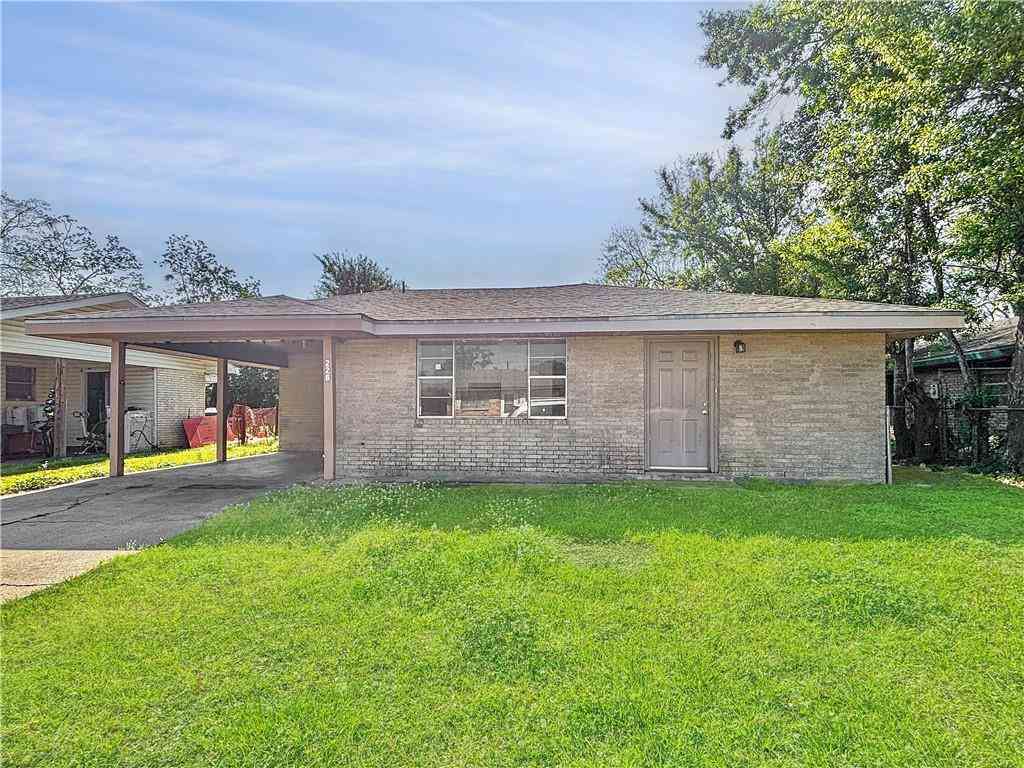 Homes For Sale - 226 Leslie Street<br/> Houma, LA 70363