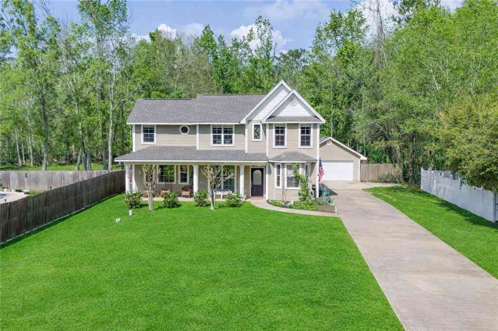 Homes For Sale - 2409 Destin Street<br/> Mandeville, LA 70448