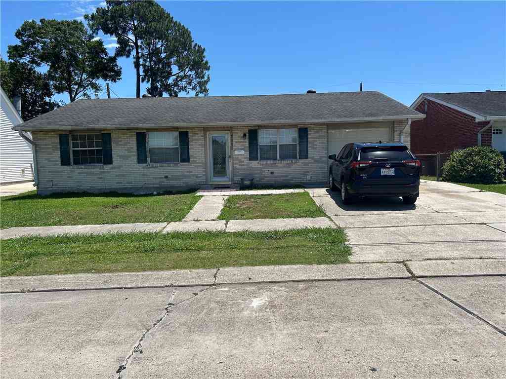 Homes For Rent - 725 Oakwood Drive<br/> Gretna, LA 70056