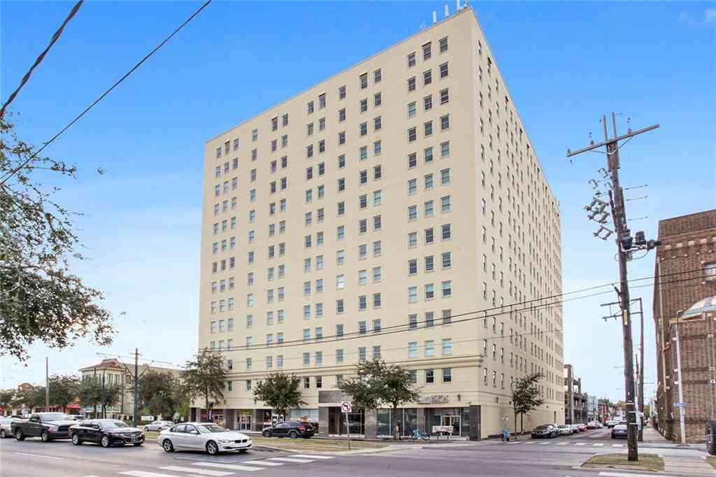 Condo For Sale - 1205 St Charles Avenue #1213<br/> New Orleans, LA 70130