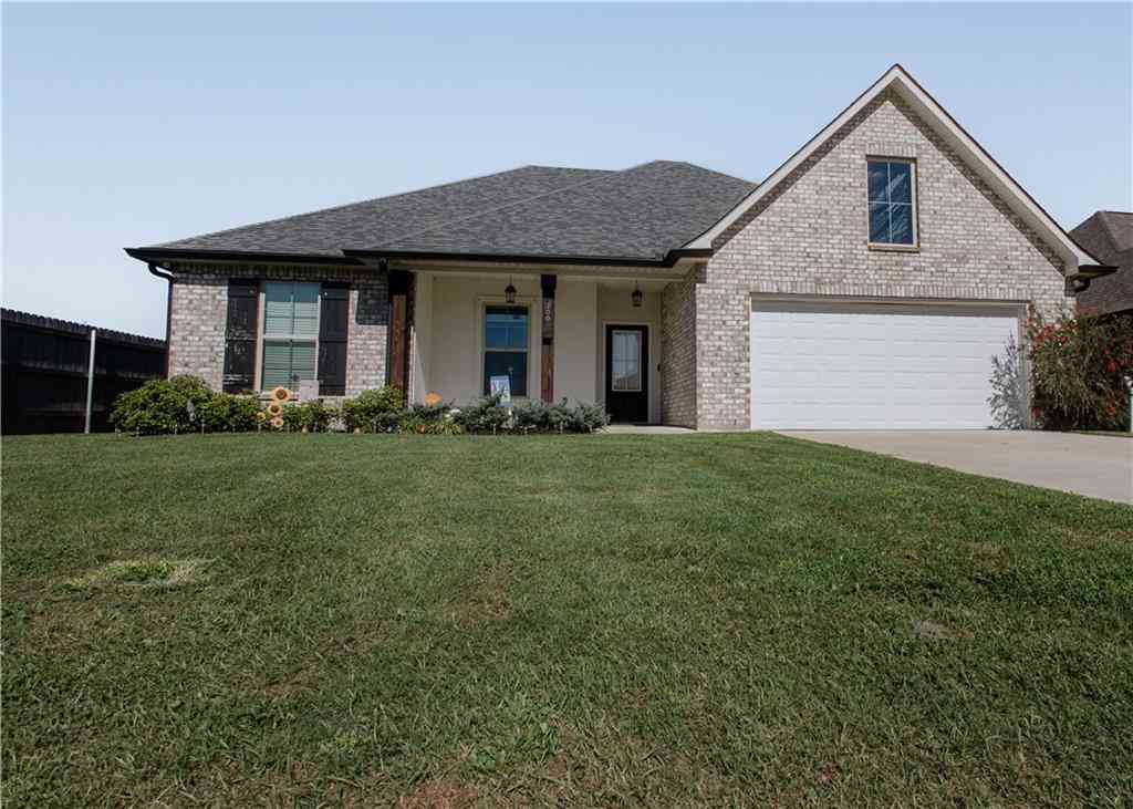 Homes For Sale - 200 Cypress Bend Drive<br/> Belle Chasse, LA 70037