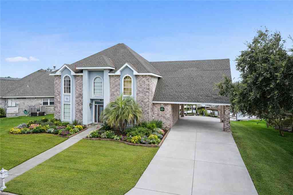 Homes For Rent - 305 Charles Court<br/> Slidell, LA 70458